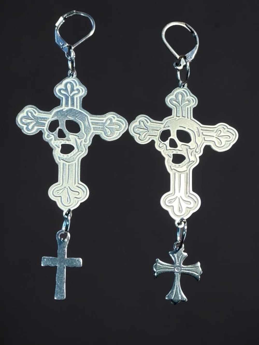🆕 Skull and Crosses Laser Etched Earrings